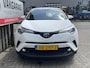 Toyota C-HR / C-HR+ 1.8 Hybrid Dynamic 18''/Keyless/Camera/Adaptieve cruise/Dodehoek/Climate/DAB/Stoelverwarming/Navigatie