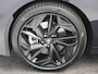 Hyundai Ioniq 6 First Edition AWD 77.4 kWh / SoH 100% / 1ste Eigenaar / NL Auto / Dealer onderhouden / HUD Display / AWD / Elektrische bestuurdersstoel met geheugen / Schuif-kanteldak / Full Option / 3-Fase / Warmtepomp / Bose /