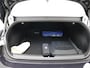 Hyundai Ioniq 6 First Edition AWD 77.4 kWh / SoH 100% / 1ste Eigenaar / NL Auto / Dealer onderhouden / HUD Display / AWD / Elektrische bestuurdersstoel met geheugen / Schuif-kanteldak / Full Option / 3-Fase / Warmtepomp / Bose /