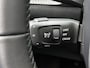 Peugeot e-2008 EV Allure Avantage 54 kWh | Achteruitrijcamera | LMV 17" | Keyless | Dodehoekdetectie | Climate Control | Apple Carplay/Android Auto | Adaptieve Cruise Control | Warmtepomp
