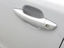 Peugeot e-2008 EV Allure Avantage 54 kWh | Achteruitrijcamera | LMV 17" | Keyless | Dodehoekdetectie | Climate Control | Apple Carplay/Android Auto | Adaptieve Cruise Control | Warmtepomp