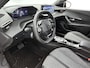 Peugeot e-2008 EV Allure Avantage 54 kWh | Achteruitrijcamera | LMV 17" | Keyless | Dodehoekdetectie | Climate Control | Apple Carplay/Android Auto | Adaptieve Cruise Control | Warmtepomp