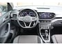 Volkswagen T-Cross 1.0 TSI Style Automaat - Trekhaak - Virtual cockpit - Led - Stoelverwarming - Climate - Carplay - Half leder