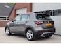Volkswagen T-Cross 1.0 TSI Style Automaat - Trekhaak - Virtual cockpit - Led - Stoelverwarming - Climate - Carplay - Half leder
