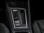 Volkswagen Golf 1.0 eTSI 110pk DSG Life · Camera · Apple/Android Car Play · P-Sensoren · Sfeerverlichting · Keyless · Dodehoek Detectie · 16'' Inch ·