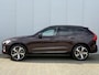 Volvo XC60 T6 Plug-in hybrid AWD AUT8 350PK Essential Dark | Nordico bekleding | Driver Assist Pack | 21" Lichtmetalen velgen | Extra getint glas | Black Pack | Charcoal hemelbekleding | Climate Pack |