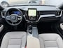 Volvo XC60 T6 Plug-in hybrid AWD AUT8 350PK Essential Dark | Nordico bekleding | Driver Assist Pack | 21" Lichtmetalen velgen | Extra getint glas | Black Pack | Charcoal hemelbekleding | Climate Pack |
