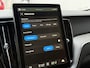 Volvo XC60 T6 Plug-in hybrid AWD AUT8 350PK Essential Dark | Nordico bekleding | Driver Assist Pack | 21" Lichtmetalen velgen | Extra getint glas | Black Pack | Charcoal hemelbekleding | Climate Pack |