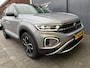 Volkswagen T-Roc 1.5 TSI LIFE Automaat Carplay PDC Massage