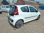 Peugeot 107 1.0 Active 5drs airco apk t/m 5/2027