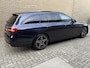 Mercedes-Benz E-klasse Estate 300 e Business Solution AMG | Panoramadak | Leder interieur | Burmester | 360 camera | Verwarmde voorstoelen | Elektrische achterklep | Sfeerverlichting | LED | Keyless | Volledig onderhouden