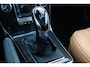 Volvo V40 Cross Country T3 Polar+ Luxury | Trekhaak | Panoramadak | Cruise Control | Navigatie | Bluetooth Telefonie & Multimedia | Verwarmbare Voorstoelen | Harman Kardon | Extra Getint Glas