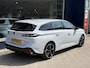 Peugeot e-308 SW Style EV 54 kWh | Nieuwe Auto | Tot 8 jaar Garantie | Tot 420 Km WLTP | Navigatie via Telefoon | Warmtepomp | 18" Lichtmetalen Velgen | Adaptieve Cruise Control met Drive Assist | Full LED Verlichting | Apple Carplay/Android Auto.