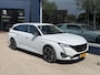 Peugeot e-308 SW Style EV 54 kWh | Nieuwe Auto | Tot 8 jaar Garantie | Tot 420 Km WLTP | Navigatie via Telefoon | Warmtepomp | 18" Lichtmetalen Velgen | Adaptieve Cruise Control met Drive Assist | Full LED Verlichting | Apple Carplay/Android Auto.