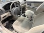 Kia Cerato 1.6-16V LX