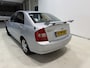 Kia Cerato 1.6-16V LX