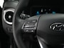 Hyundai Kona Electric EV Premium 64 kWh | Stoelverwarming | Warmtepomp | Achteruitrijcamera | Adaptieve Cruise Control | Climate Control