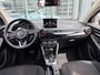 Mazda 2 1.5 SkyActiv-G 90 Homura AUTOMAAT | A.CAMERA | APPLE CARPLAY/ANDROID AUTO | STOEL- en STUURVERWARMING | CLIMATE CONTROLE | NED.AUTO | 1e EIGENAAR | GARANTIE 12/2029 |