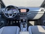 Volkswagen T-Cross 1.0 TSI R Line 116 pk | dealer onderh. | virtual cockpit | navigatie | camera | stoelverwarming | apple carplay | keyless go