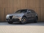 Alfa Romeo Stelvio 2.0 T AWD Super | Veloce stoelen | NL-auto | Camera | Trekhaak