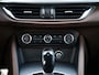 Alfa Romeo Stelvio 2.0 T AWD Super | Veloce stoelen | NL-auto | Camera | Trekhaak