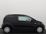Volkswagen Up! 1.0 high up! AIRCO / STOELVERWARMING / NAVI / BLUETOOTH / CV / LEUKE AUTO!
