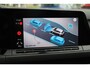Volkswagen Golf 1.5 eTSI R-Line Business+ 150PK / 110kW DSG, Panoramadak, 18" 'Bakersfield' LMV, LED Matrix (IQ.Lights), navigatie, verwarmbare voorstoelen, dodehoekdetectie (side assist), adaptieve cruise control (acc), elektrisch verstel-, verwarm- en inklapbare buitenspiegels (spiegel pakket), verwarmbaar multifunctioneel lederen stuurwiel, privacy glas, Apple Carplay & Android Auto, DAB+, achteruitrijcamera (rear view), parkeersensoren voor en achter (pdc), keyless start & entry etc.