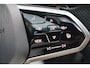 Volkswagen Golf 1.5 eTSI R-Line Business+ panoramadak, 18" LMV Bakersfield, LED matrix,  navigatie, stoelverwarming, side assist, ACC,  spiegel pakket, stuurwielverwarming, privacy glas.