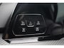 Volkswagen Golf 1.5 eTSI R-Line Business+ 150PK / 110kW DSG, Panoramadak, 18" 'Bakersfield' LMV, LED Matrix (IQ.Lights), navigatie, verwarmbare voorstoelen, dodehoekdetectie (side assist), adaptieve cruise control (acc), elektrisch verstel-, verwarm- en inklapbare buitenspiegels (spiegel pakket), verwarmbaar multifunctioneel lederen stuurwiel, privacy glas, Apple Carplay & Android Auto, DAB+, achteruitrijcamera (rear view), parkeersensoren voor en achter (pdc), keyless start & entry etc.