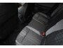 Volkswagen Golf 1.5 eTSI R-Line Business+ 150PK / 110kW DSG, Panoramadak, 18" 'Bakersfield' LMV, LED Matrix (IQ.Lights), navigatie, verwarmbare voorstoelen, dodehoekdetectie (side assist), adaptieve cruise control (acc), elektrisch verstel-, verwarm- en inklapbare buitenspiegels (spiegel pakket), verwarmbaar multifunctioneel lederen stuurwiel, privacy glas, Apple Carplay & Android Auto, DAB+, achteruitrijcamera (rear view), parkeersensoren voor en achter (pdc), keyless start & entry etc.