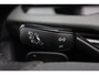 Volkswagen Golf 1.5 eTSI R-Line Business+ 150PK / 110kW DSG, Panoramadak, 18" 'Bakersfield' LMV, LED Matrix (IQ.Lights), navigatie, verwarmbare voorstoelen, dodehoekdetectie (side assist), adaptieve cruise control (acc), elektrisch verstel-, verwarm- en inklapbare buitenspiegels (spiegel pakket), verwarmbaar multifunctioneel lederen stuurwiel, privacy glas, Apple Carplay & Android Auto, DAB+, achteruitrijcamera (rear view), parkeersensoren voor en achter (pdc), keyless start & entry etc.