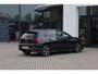 Volkswagen Golf 1.5 eTSI R-Line Business+ 150PK / 110kW DSG, Panoramadak, 18" 'Bakersfield' LMV, LED Matrix (IQ.Lights), navigatie, verwarmbare voorstoelen, dodehoekdetectie (side assist), adaptieve cruise control (acc), elektrisch verstel-, verwarm- en inklapbare buitenspiegels (spiegel pakket), verwarmbaar multifunctioneel lederen stuurwiel, privacy glas, Apple Carplay & Android Auto, DAB+, achteruitrijcamera (rear view), parkeersensoren voor en achter (pdc), keyless start & entry etc.