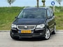 Volkswagen Touran 1.4 TSI Highline Business - Panther Black - Clima/Cruise/Trekhaak