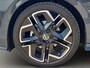 Volkswagen Golf 1.5 eTSI R-Line 360° Camera - NL Auto - Stuur en Stoelverwarming