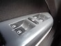 Volkswagen Touran 1.4 TSI Comfortline 140PK Clima Cruise Trekhaak 7-Pers NL-Auto