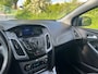 Ford Focus Wagon 1.6 TDCI ECOnetic Lease Titanium 1e Eigenaar Navi Cruise Airco Pdc Voor En Achter
