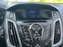 Ford Focus Wagon 1.6 TDCI ECOnetic Lease Titanium 1e Eigenaar Navi Cruise Airco Pdc Voor En Achter