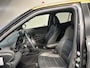 Toyota Yaris Cross 1.5 Hybrid Launch Edition Stuur/Stoel en voorruitverwarming, Parkeersensoren, trekhaak zeer luxe!