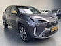 Toyota Yaris Cross 1.5 Hybrid Launch Edition Stuur/Stoel en voorruitverwarming, Parkeersensoren, trekhaak zeer luxe!