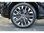 Volvo XC90 T8 Plug-in hybrid AWD Ultra Dark | Panoramadak | Luchtvering | Head-up display | 360 graden camera | Verwarmbare voorstoelen+achterbank+stuurwiel | Premium audio by Bowers&Wilkins | 7 zits | 21 inch Lichtmetalen velgen |