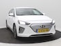 Hyundai Ioniq Comfort EV 38 kWh / SoH 100% / Navigatie / 1ste Eigenaar / Dealer onderhouden / Adaptieve Cruise Control / LMV / Airco Climat Control / NL Auto / Trekhaak /