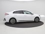 Hyundai Ioniq Comfort EV 38 kWh / SoH 100% / Navigatie / 1ste Eigenaar / Dealer onderhouden / Adaptieve Cruise Control / LMV / Airco Climat Control / NL Auto / Trekhaak /