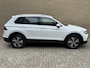 Volkswagen Tiguan 1.4 TSI eHybrid Business+ PHEV | IQ Light | Navigatie | Ergo Comfort stoelen | Elek. Trekhaak | 1800kg Trekgewicht | Virtual Cockpit | Verschuifbare achterbank | 360 Camera | Adaptive Cruise | Compleet onderhouden