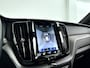 Volvo XC60 T8 Twin Engine AWD R-Design | Panoramadak | Parkeercamera | Harman Kardon | Head-up display | Stoel- en Stuurverwarming | Trekhaak