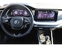 Skoda Octavia Combi 1.5 TSI Edition Lichtmetalen velgen, digitaal dashboard, electronic climate controle , stoelverwarming, carplay, draadloos laden, ledkoplampen, parkeersensoren voor en achter