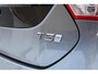 Volvo V40 T3 Automaat Polar+ Sport | Trekhaak | Panoramadak | Achteruitrijcamera | Parkeersensoren voor + achter | Keyless entry | Cruise Control | Stoelverwarming | Harman Kardon Premium Audio | Climate Control |