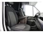 Volkswagen Crafter 2.0 TDI L3H3 EURO 6 - A/C climate - Cruise - Camera - € 17.900,- Excl.
