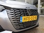 Peugeot 208 GT HYBRID 145pk e-DCS6 automaat, Rijklaarprijs, Camera voor en achter Adaptieve cruise control Keyless entry & start