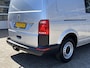 Volkswagen Transporter 2.0 TSI L2H1 Benzine Dubbele schuifdeur Airco Cruise controle Telefoonverbinding Navigatiesysteem Achteruitrij camera Parkeersensoren Achter Euro 6 1e eigenaar Lage belastingtarief prive BPM vrij