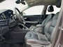 Kia Niro Hybrid 1.6 GDi DynamicPlusLine | Stoel en stuurverwarming | Lederen bekleding | Navigatie | Camera | Dodehoek detectie | Verbruik 1 op 20!